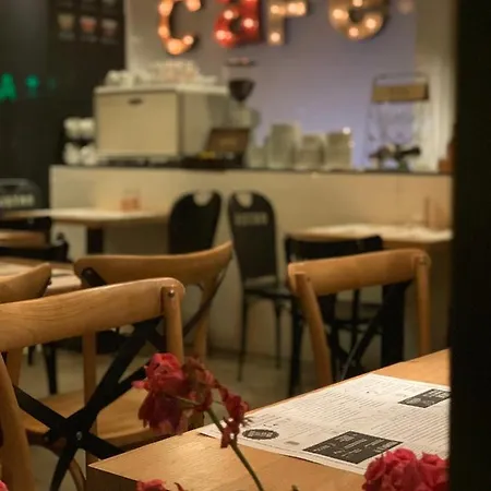 Aparthotel Aparthostel 4*