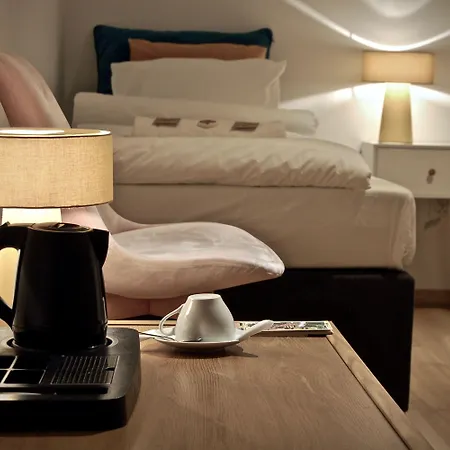 شقة فندقية Aparthostel 4*