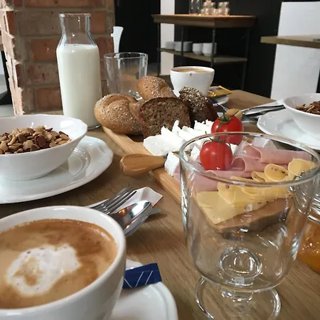 Aparthostel شقة فندقية 4*